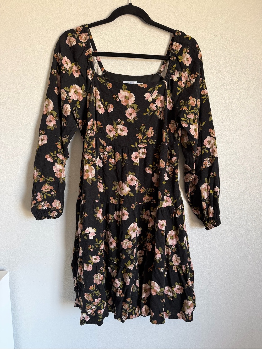 Time and Tru Black Long-Sleeve Floral Square-Neck Mini Dress